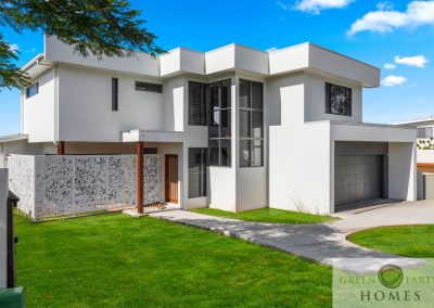 Beautiful Buderim Home Flooded with Natural Breezes