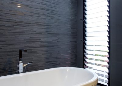 Breezway Louvre Windows next to the bath
