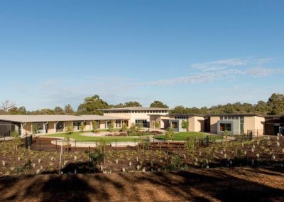 Mother Teresa College outside view of campus