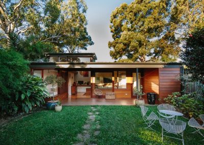 Outdoor view of courtyard house by Davis architects
