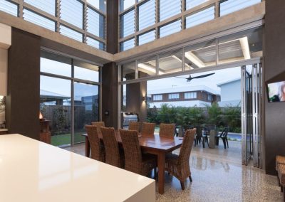 Powerlouvres up high in the living area for natural light and air