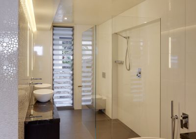 Bathroom with Breezway Louvres