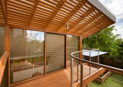 Balcony with Breezway Louvre Windows