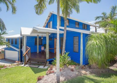 Tropical Mackay home with Breezway louvres