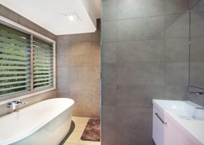 Bathroom with Breezway Louvres